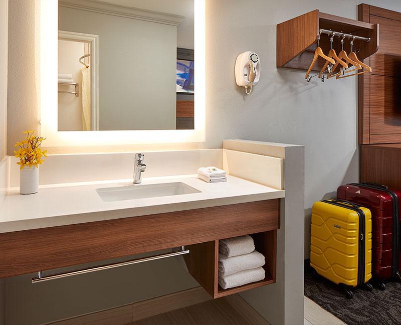 Studio Inn & Suites At Promenade Downey Kültér fotó